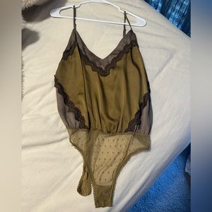 We The Free bodysuit size L